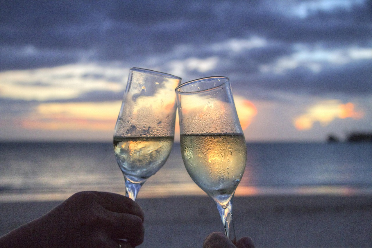 découvrez nos offres exclusives pour une lune de miel inoubliable, alliant romantisme, détente et aventures uniques dans des destinations de rêve.